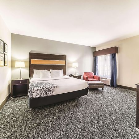 La Quinta By Wyndham Tulsa - Catoosa Hotel Exterior photo