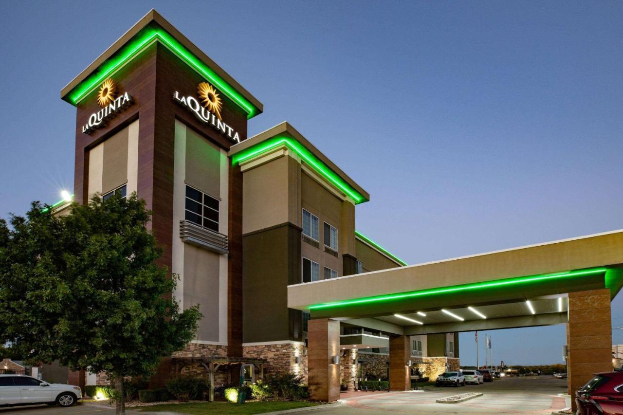 La Quinta By Wyndham Tulsa - Catoosa Hotel Exterior photo